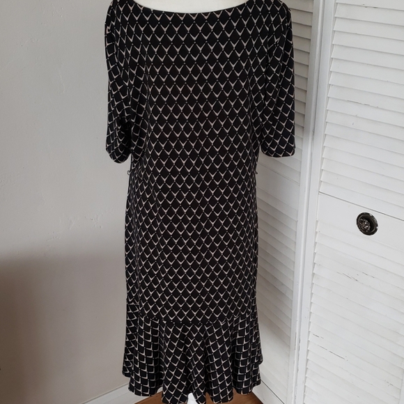 Black & Tan Geometric Dress with Ruffle He… - Picture 6 of 8